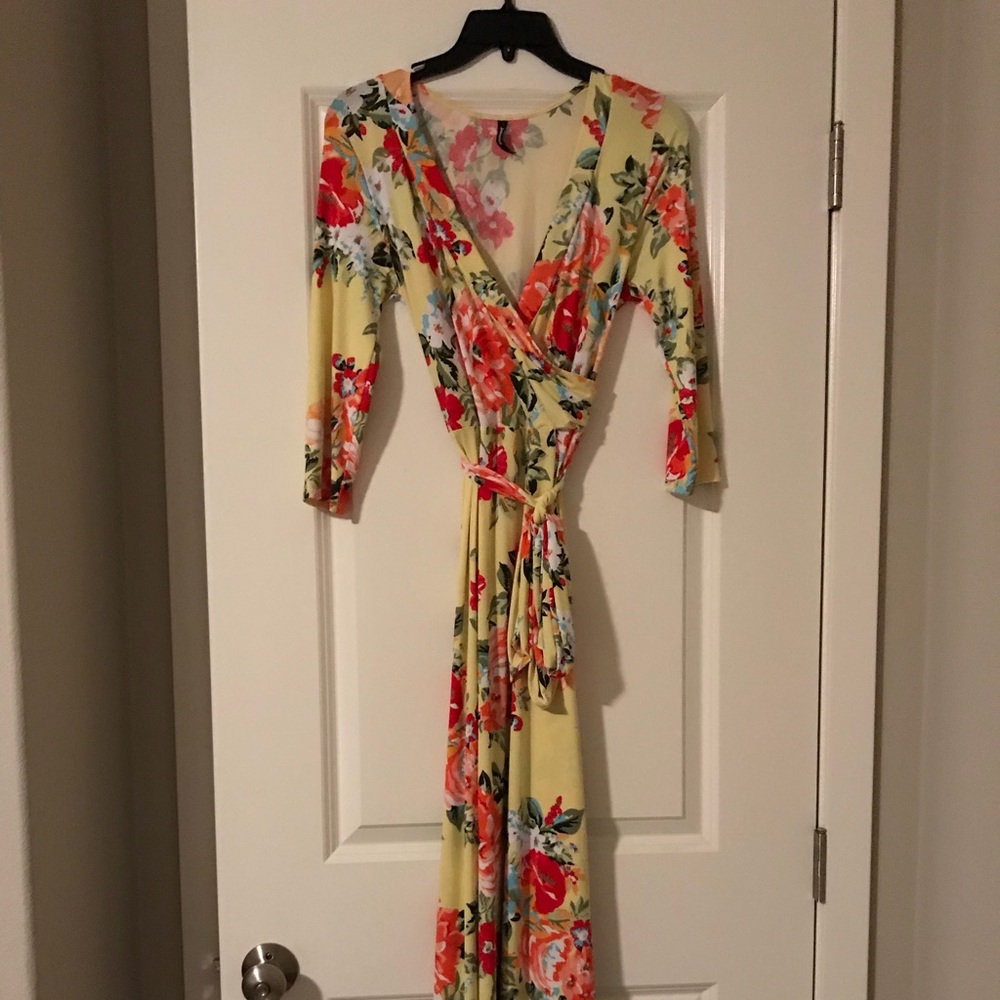 Beautiful floral wrap maxi dress